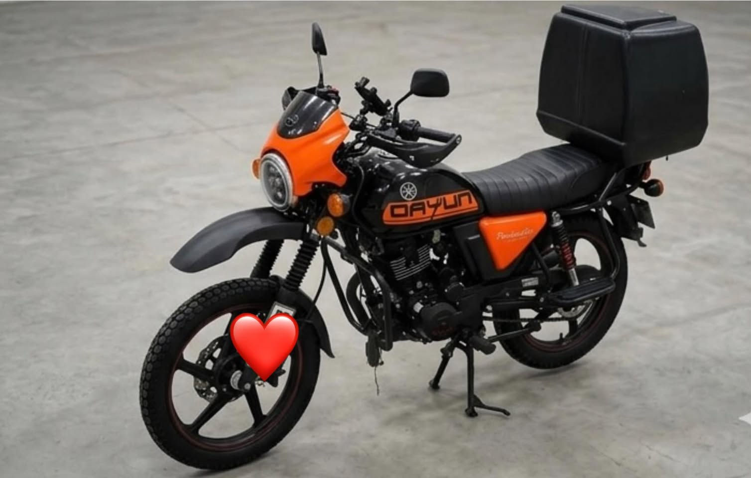 دايون جبلي 2026 - 200cc
ماشية 20 الف كيلو متر فقط
رقم وسنوية بغداد تحويل ثاني يوم 
صندوق خلفي ، ستاندات موبايل ثنين واحد منهم لاسلكي 
حالة ممتازة جدًا وقريبة من الجديدة نقصها فقط ( مراية يسرة ) 
السعر 3,200,000 د.ع 

للتواصل ***********
