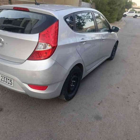 هونداي اكسنت امريكي موديل 2017 ضرر السياره موضح بالصور وداخل العراق مبدل باب جهت الصدر السعر 80 باقي التفاصيل *********** بغداد
