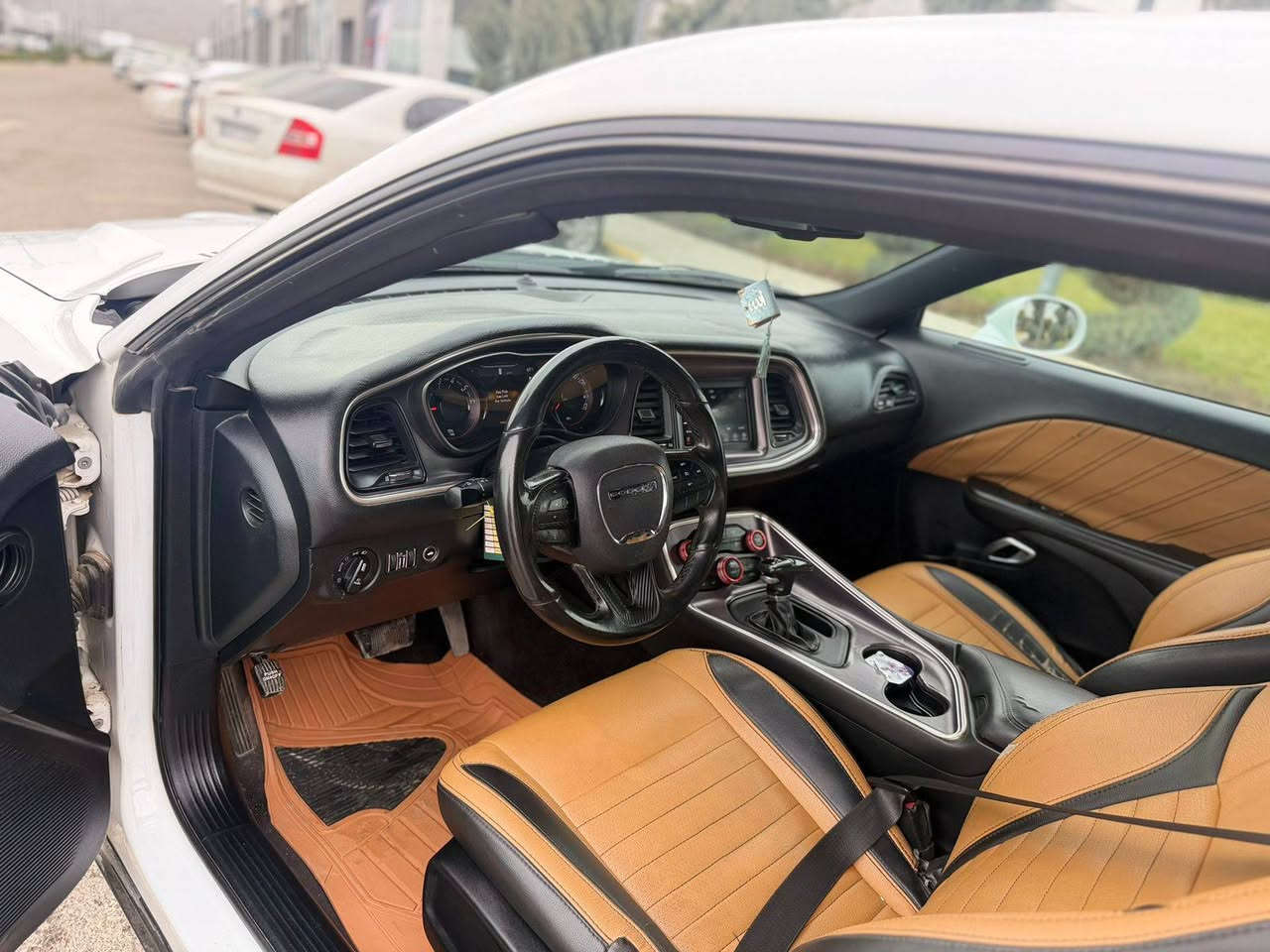 ٣ پارچەی بۆیاجە ٦ بستۆنە ٢٠١٨ گێڕو مەکینەی نەکراوەتەوە مەجالێکی کەمی هەیە ١٥٢ سلێمانی سەنەویەکەی تا وەکو ٢٠٢٩ تازەیە ٧٠ مایل ڕۆشتووە 
0770 366 17 84 السليمانية, العراق
