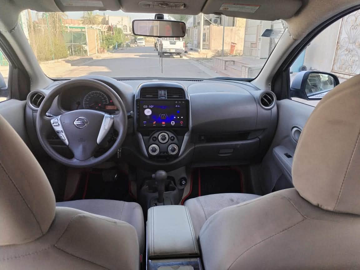 السلام عليكم
عندي سني هندي 2019 بليته زركه شاشه تحكم ستيرن بدون حادث بيه شبر بارد بالباب وشويه بارد بقبق الصندوك
مكينه جديده تبريد ثلج السعر 93
مكاني سيدية 
***********

