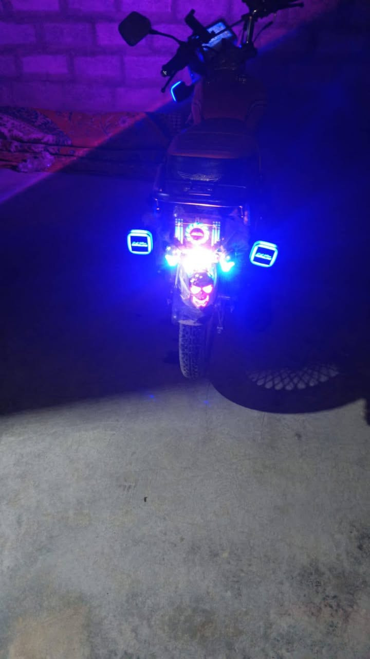 سلام عليكم من رخصت الدئمن دراجه تايكر موديل 25 20 دراجه كامله مكمله كفاله دراجه جديده اوراق كامله سعره 880 وبيه مجال بصيط اي ستفسار اتصل عل رقم *********** ملاحضه مكلف بل نشر مكلف بل نشر اتصل عله رقم
