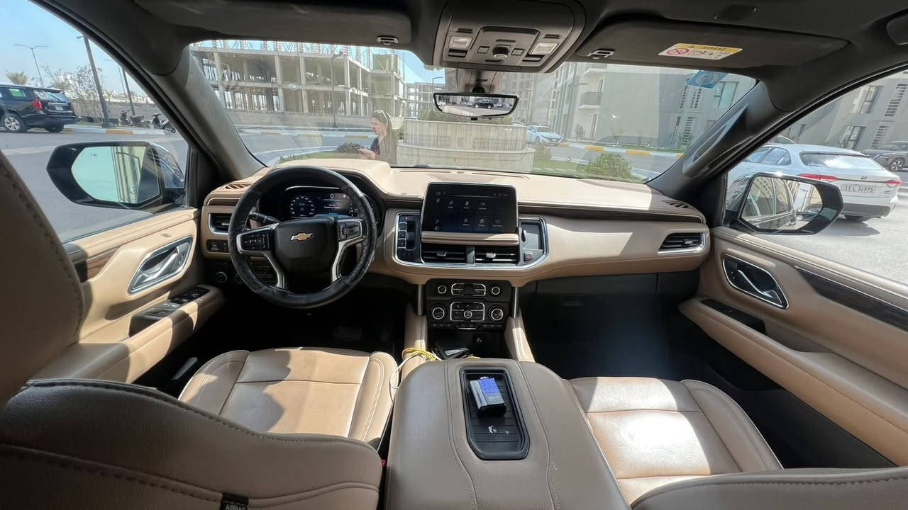 للبيع تاهو برايمر PREMIER
 (اعلى فئة بالتاهو)خليجية موديل 22 وكالة المنصور رقم بغداد بآسمي  
 اعلى مواصفات ١/١:

جكات
داتا شو (عرض على الجامة الامامية)
بانورام
كامرات 5 محيطية 360 درجة
٣ شاشات
عدادات شاشة دجيتال
رادار امامي + تحديد مسار
رادار جانبي + نقط عمياء
دوسات كهرباء + انارة led
BOSE سستم صوت
ثلاجة
كشنات جلد بيجي خزن ميموري + هزاز كشن تبريد
 تدفئة كشنات امامي + خلفي تدفئة
usb,hdmi,typeC منافذ شحن
ويل حجم ٢٢ كروم
اشاير مري + مري شفط + هيتر مري جنطة كهرباء + ستيرن كهرباء
سايد بريك بص
داخل بيجي + صاج ملكي
حساس امامي + خلفي 
فور ويل
وباقي المواصفات المعروفة ماشية 92 الف 

السيارة صارت بيها طخة بالجاملغ الايمن والدعامية الامامية وبدلتهن نفس اللون وكاله والدعامية انصبغت نفس اللون 

السعر : اتصال ☎️ او واتساب 📱 

رقم الهاتف :  ***********
