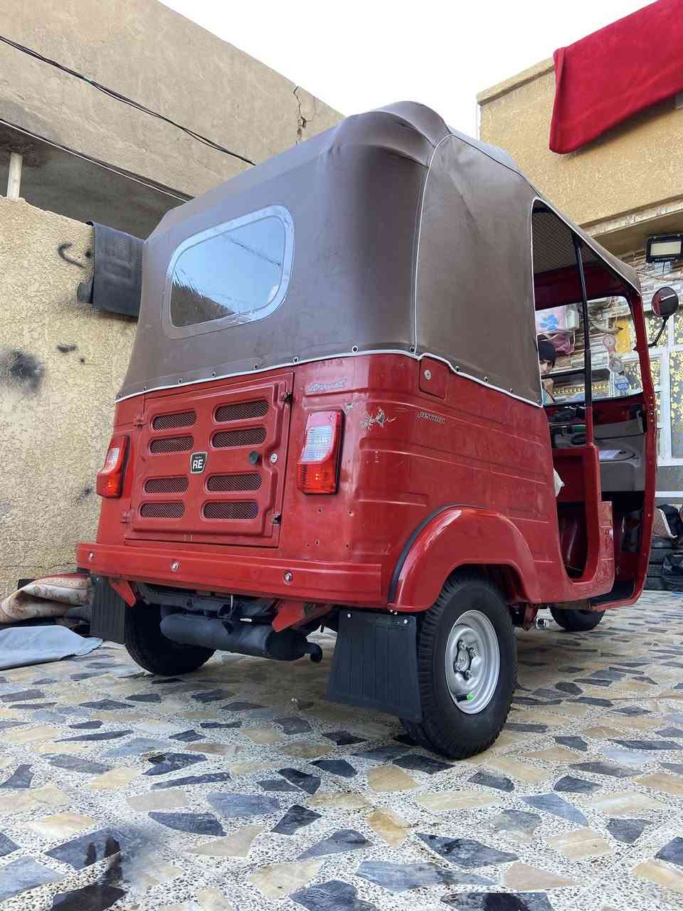 سلام عليكم تكتك للبيع مديل 19 شهر ال 1 رقم وسنويه تحويل بدون ضربه بيهه بارد بصفه ودوس معمره تكتك جاهزه مناقصهه شي مكينه مجفته بوشه وبستم مكان بغداد سبع قصور رقمي ***********
