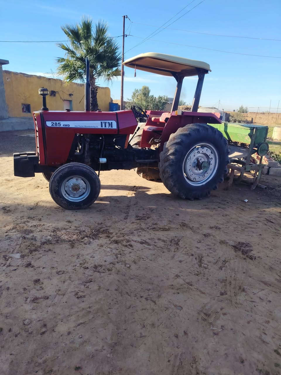 تركتر يراني البيع موديل ٢٠٠١٢ رقم سليمانيه رقم ***********
