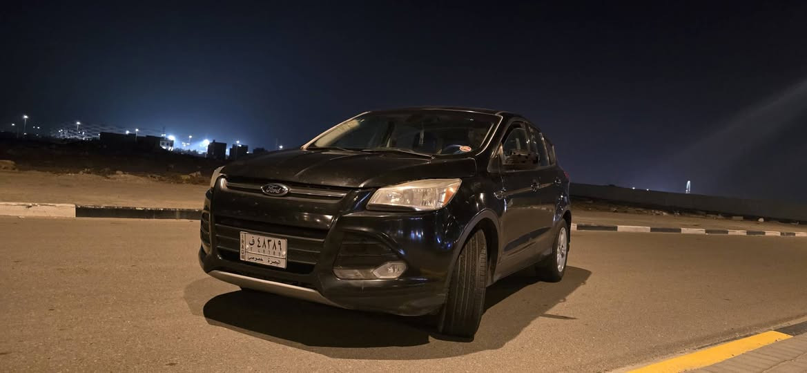 فورد إسكيب 2013
 محرك 2000 تيربو (ECO BOST) المرغوب
سيارة جاهزة من كلشي كير محرك كهربائيات حداده شاشة وكامرة خلفية تحكمات استيرن رقم بصرة سيارة داخله كلين بيها فقط بارد بلجاملغ والباب
مكان السيارة بصرة 
السعر 97
*********** البصرة, العراق
