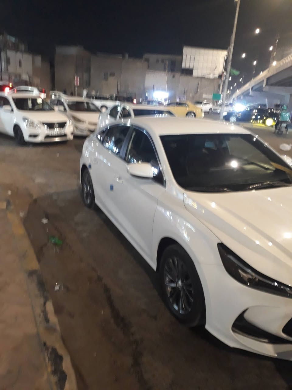 ام جي جي تي للبيع كفالة عامة من الضرية والصبغ والبارد والتبديل السعر ١١٠ وبيها مجال الشراي يتصل ويدلل ***********
