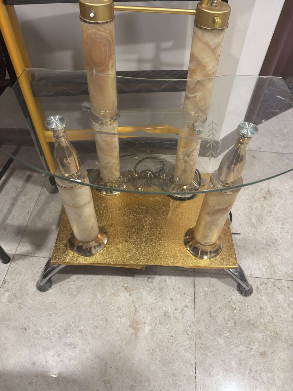 ساعة وبنفس الوقت تتخله عليها أغراض مرتب
ماركة Victar Quartz
شكلها كلش مرتب بل خطار 
سبب البيع ماعندي مجال واريد اصفي 
عنوان بغداد كرخ 
التفاصيل والسعر سهلة منختلف


**إذا كنت صاحب هذا الإعلان وتريد حذفه لأي سبب، رجاءا أرسل رسالة إلى الدعم الفني**