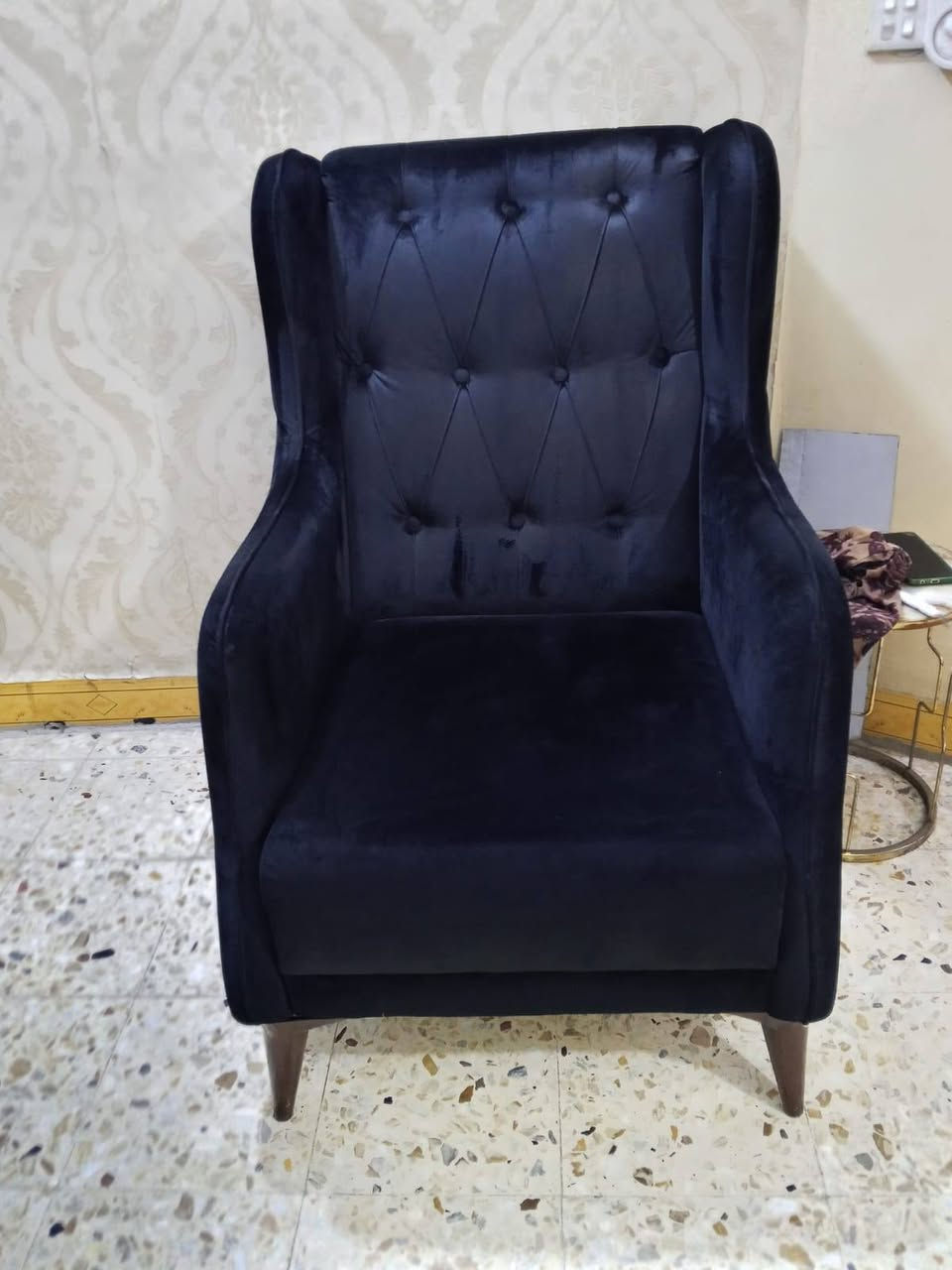 نص تخم قنفات تسكام يحتاج بس القماش مضرر إسفنج ضغط عالي الله شاهد قيم وأخذ بما يرضي الله المكان الشعب خلف سوك @شلال ***********
