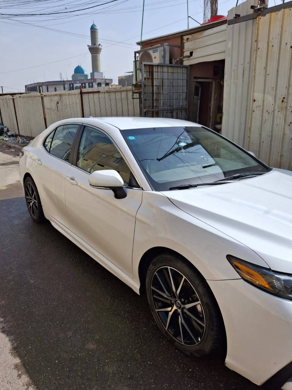 السلام #وعليكم كامري موديل 2023 ماشيه ٢٥ ميل السياره هايبرت بانزين مكينه 2/500 فول ماعده الفتحه تخم تاير جديد بجم كبس خير من الله حادث السياره جاملغ خلفي  حادثها مال امريكه عندي صورها راسلني وتساب او اتصل ادزلك حادثها   عنوان السياره بغداد الشعب سعر السياره 175وبيها مجال للطيبين ***********
