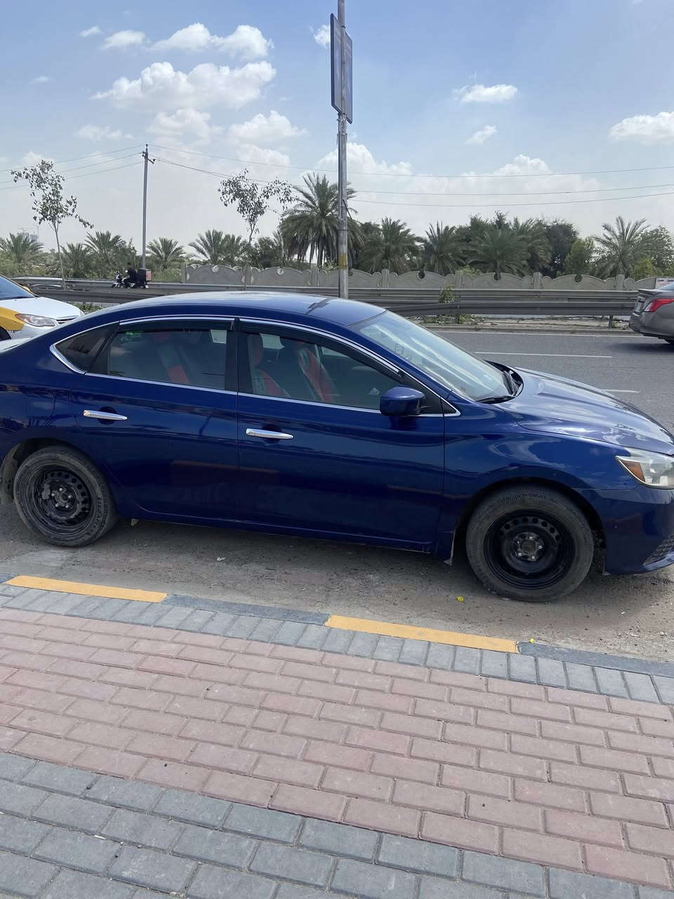 نيسان سنترا موديل2019
وارد امريكي 
حادثها بنيد فقط مصبوغ وبيها بارد قطعتين شي كلش بسيط

رقم اللوحة اربيل 
ماشية 137الف كيلو 
مكينة 1800 دوش
مواصفات 
مثبت سرعة 
شاشة
كامرة خلفية
مانع انزلاق
مانع تصادم رادار
السعر تواصل خاص

التواصل على الماسنجر او واتس  
***********
