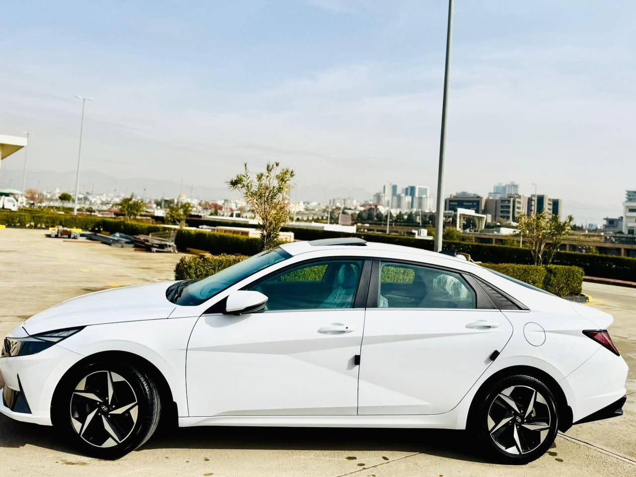 بسم الله الرحمن الرحيم 

هونداي النترا 2022 خليجي 
مكفول كفالة عامة 📦
عنوان السليمانية 
رقم صاحب السيارة:.***********
محرك:.2000 دوش المــــرغوب
ماشي:.46.000KM

فول فول مواصفات 1/1

مواصفات:.

بصمة 
سلايد 
شغال (تشغيل عن بعد)
واير ليس (شحن موبايل)
ليد أمامي و خلفي
حساس أمامي و خلفي 
ويل كروم
مري شفط 
داخل بيجي
شاشة حجم كبير 
تبريد قتعطين 
صندوك ذكي 
ثلاث نظام سرعة 
تحكم و تعديل سريعة

محرك:.2000 دوش

محرك صاحب سيارة:.***********
عنوان السليمانية 

تحويل وكالة نفس اليوم 
رقم و سنوية جديد
رقم السليمانية دولي
