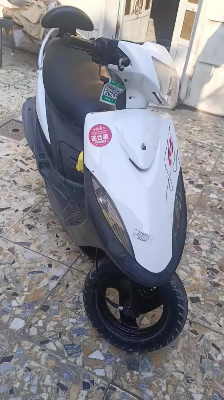 سلام عليكم
دراجة ماكس عدلة   🛵 للبيع
دراجة شلعه معدل كهربائيات كلهه شغاله 
دراجة جديدة  
أي نقص ما بيهة 
جيب فيتر وتعال افحص
السعر 650وبیه مجال قلیل 
العنوان بغداد فلكة حي النصر  الاستفسار الاتصال على الرقم 📞 ***********
