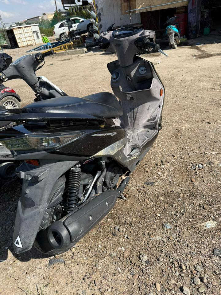 السلام عليكم للبيع دراجه سكنس لد ياباني دراجه مال رمبه مكاني شعله سعر 9.5 وبيه مجال للشراي  رقم هاتف ***********
