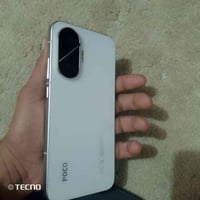 بوكو F7 • ٢٥٦ • ملحقات كاملة