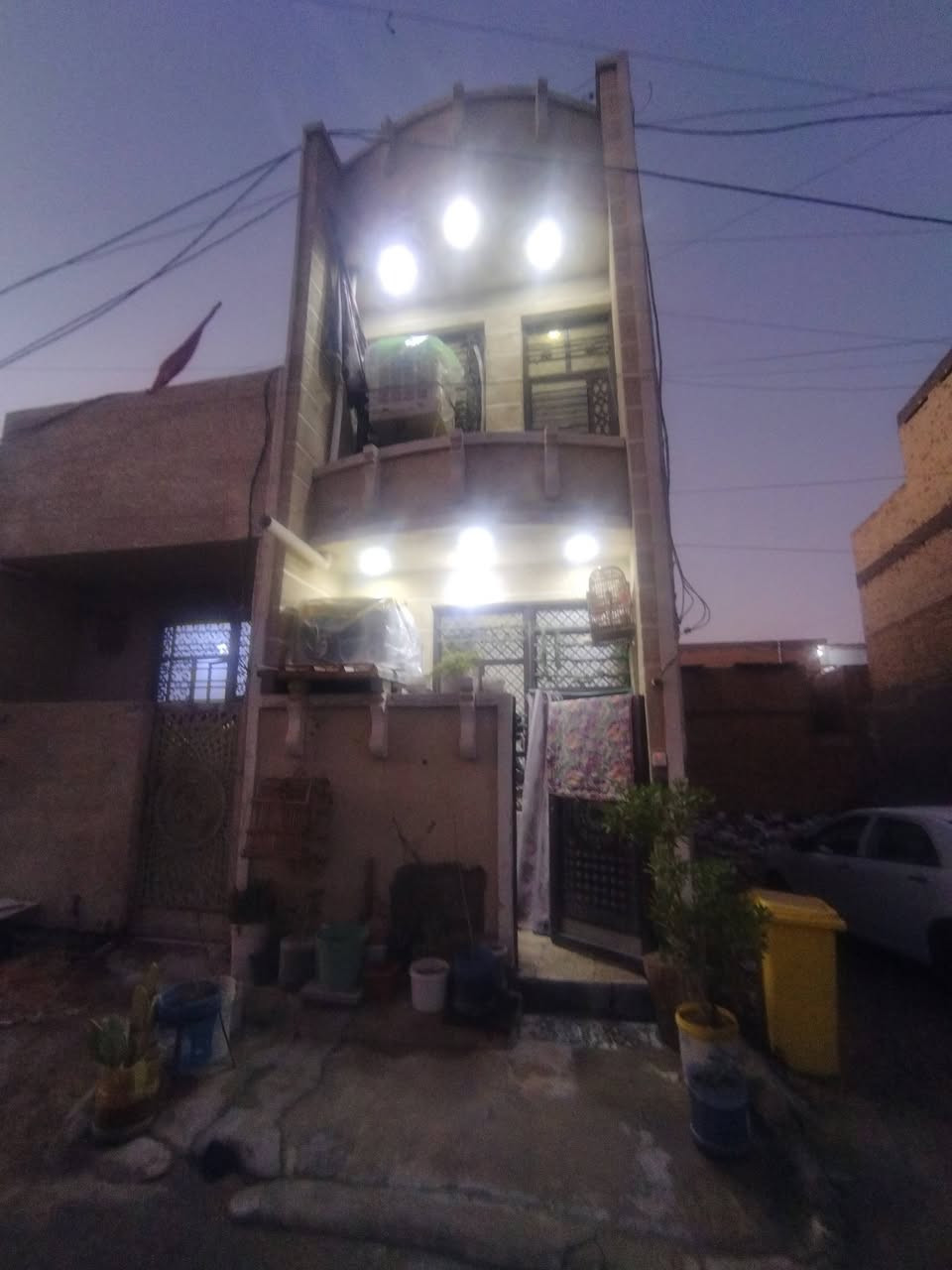 اللهم صلي على محمد وال محمد
رأس الشهر يفرغ البيت أن شاء الله 
إني صاحب الدار 
تفضل خاص وبخدمتك 
بيت جديد وجاهز ونظيف 
*********** واتساب 
***********
