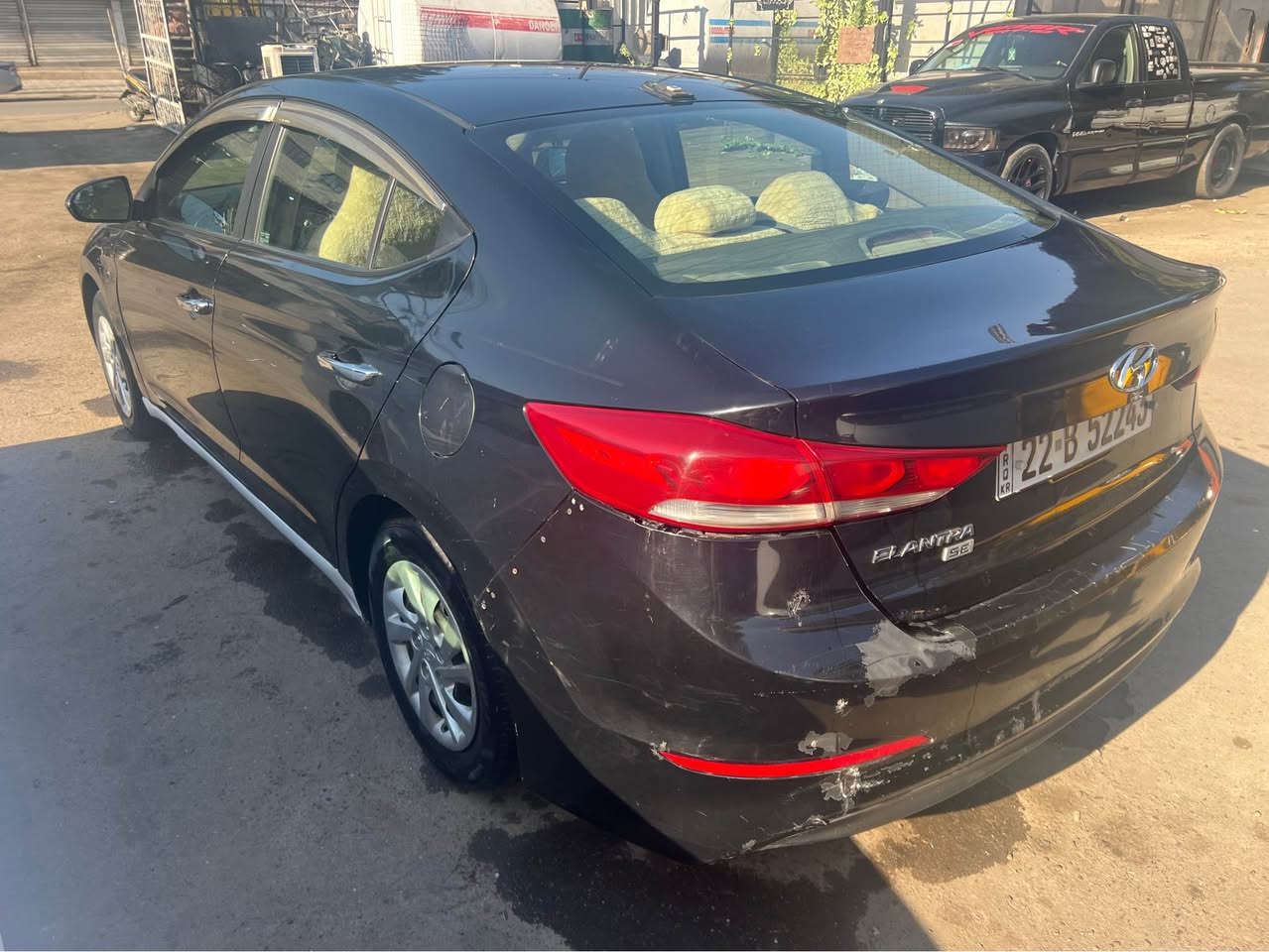 السلام عليكم لبيع النترا امريكي حادث بس بنيد معدل بدون نقطه صبغ السياره ليبل واحد مابيه اي نقص بيه بس بارد فقط سعره (117$) وبيه مجال عنوانه بغداد رقم 
*********** بغداد, العراق
