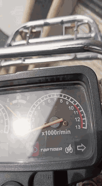 السلام وعليكم ماطور لبيع الموديل2020تايكر منفيس موجود مكين مكفوله مامفتوحه الويرمني كهل شغال  السعر 500وبيه مجال الاستفسار على الارقام ***********
