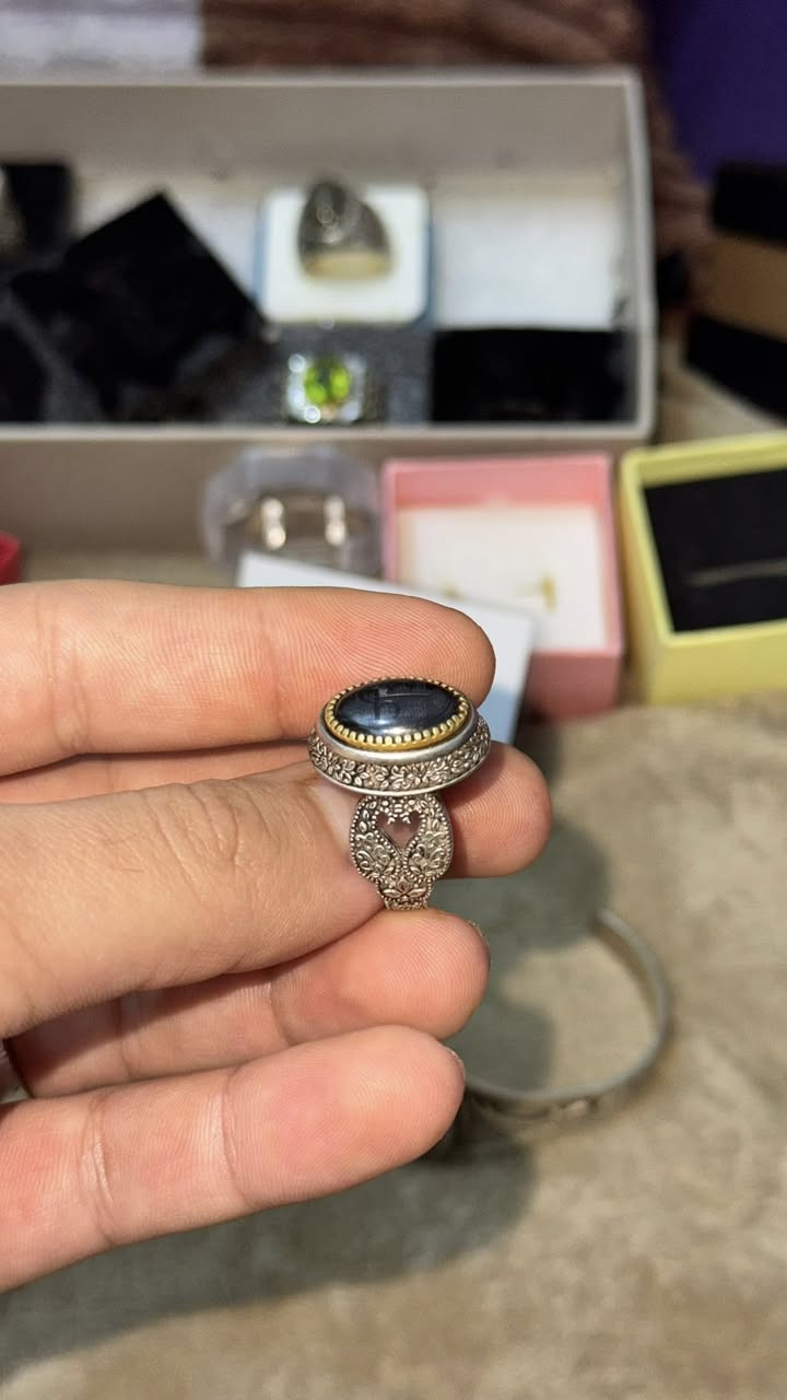 خاتم حجر صيني اصلي منقوش علي طلسم عين علي
هـ ***********
