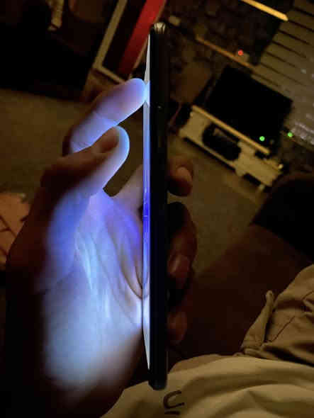 السلام عليكم 
موبايل Vivo للبيع السعر 60الف قفلللل
مواصفاته بالصور 
مكاني بغداد الغزاليه 
***********
