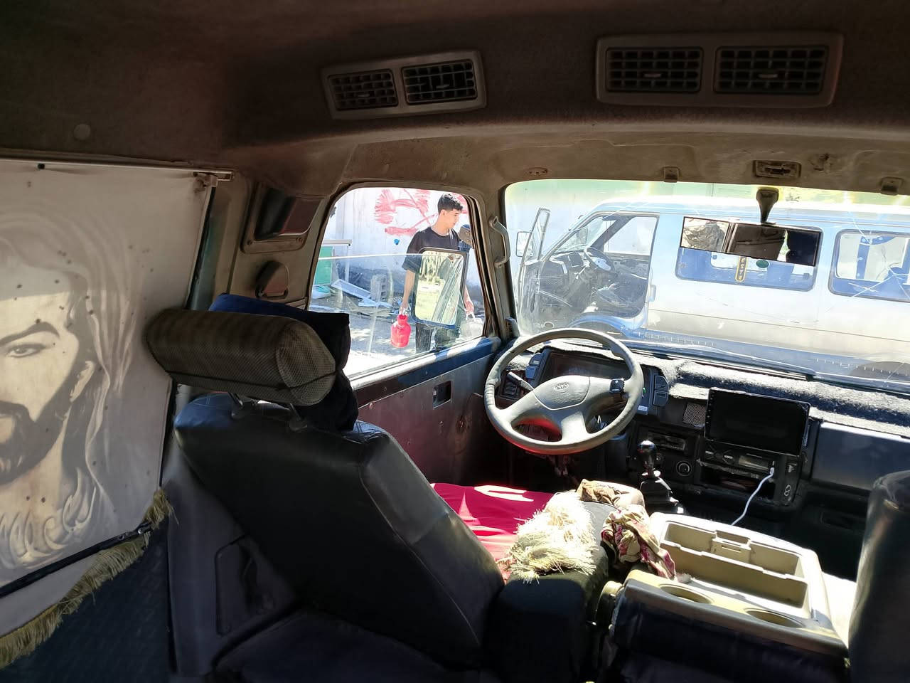 مكينة استندر تجفيت جديد
سيارة ترايك وين ما تريد فقط كير بي ونة بور برن متفلش بي ما فاتحة 
كهربائيات كاملة بس تربطهن 
شواصي زينات معمر تك ....رقم صدامي راعي موجود تريد تحويل يحول وكالة ما ينطي
الاستفسار ...‏‪0787 626 3208‬‏
غير متواجد على الفيس غير متواجد غير متواجد
