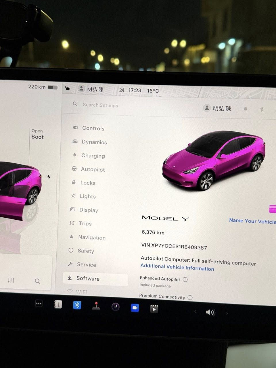 تسلا. Yمديل 2024  تك ماطور  حادث باب فقط مبدل باب اصلي  بدون ارباك  تخم تاير جديد اصلي  بطاريه مانازله اي شي مابيه شرط الفحص والتراي  السعر 240$ رقم مبايل ***********   *********** والشراي يدلل
