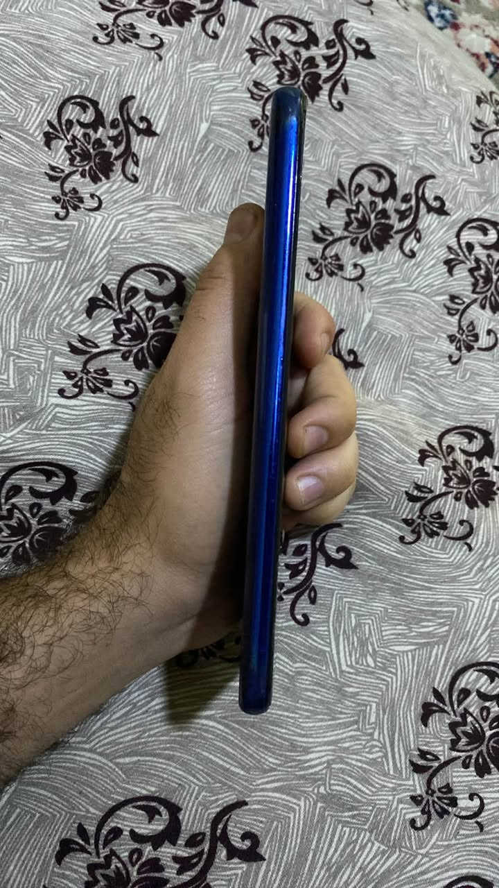 سلام عليكم HONOR   .X9  للبيع جهاز كل عيب مابي فقط شاشه مكسوره  دبل شريحه ذاكره 128  جهاز عملي مايصرف شحن  قيم وخذ


**إذا كنت صاحب هذا الإعلان وتريد حذفه لأي سبب، رجاءا أرسل رسالة إلى الدعم الفني**