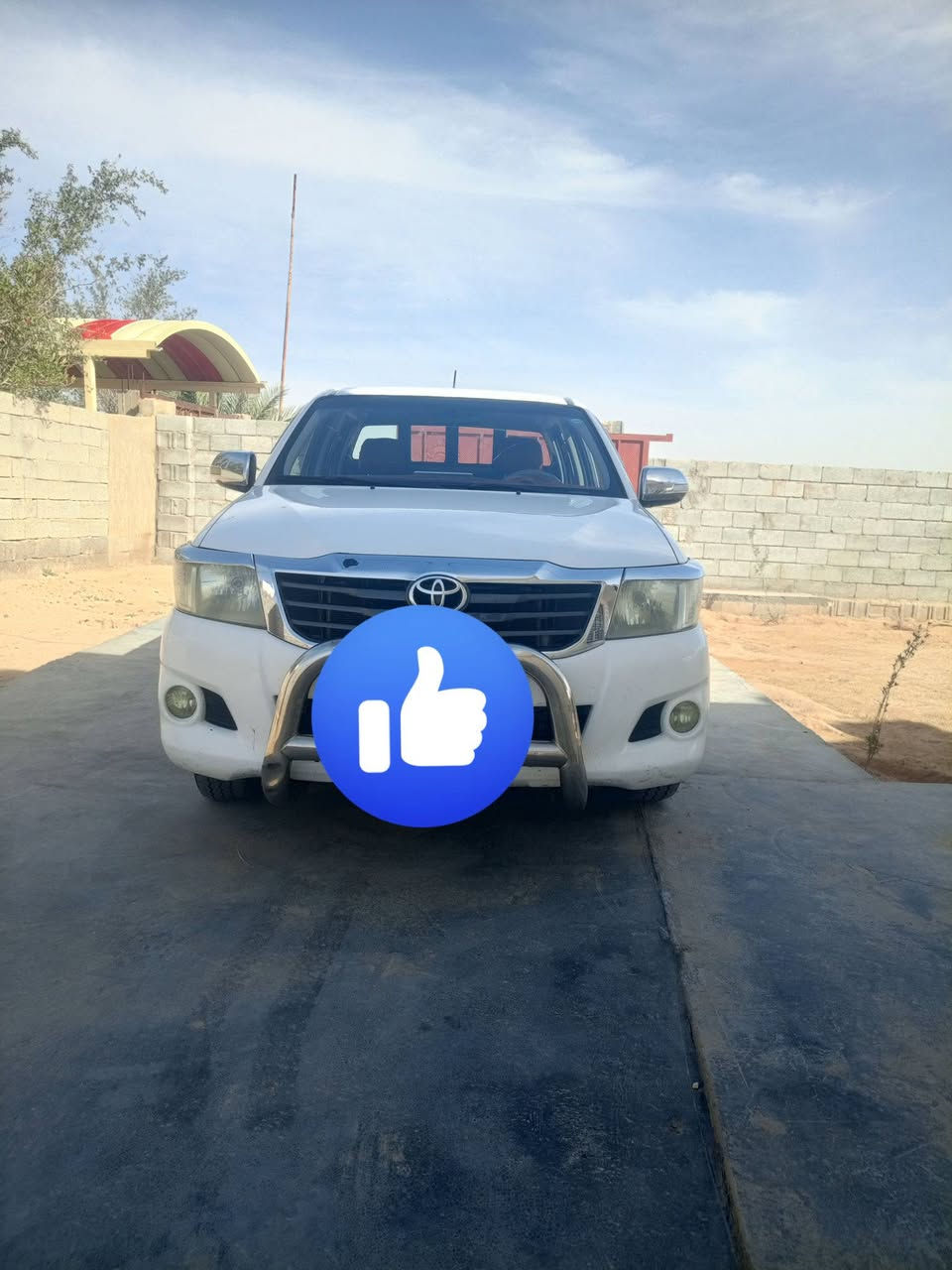 السلام وعليكم
بيكم مرزيه موديل 2013

تخم تاير جديد 

صدر مكفوله من صبغ من طخه 

رقم سليمانيه نكليزي

شاشه كامره خلفيه

مكاني ديالى المقداديه ***********
