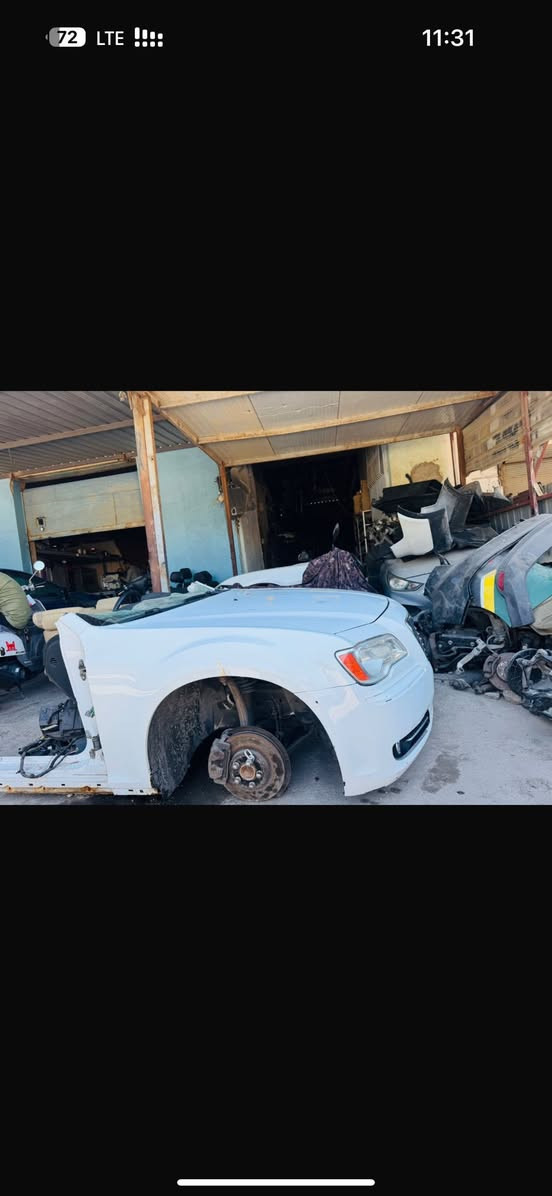 عرض خاص لاصحاب المحلات البيع جمله فقط يعني كصه كامله تنباع مفرد ماكو
جارجر 2014 اسود بوليسي السعر 22 ورقه فقط

اوباما 2014 ابيض تو ويل السعر 24

اوباما 2014 سلفر فور ويل السعر 23

جارجر 2010 ابيض محرك 3500 السعر 16 ورقه 

العنوان كربلاء الحي الصناعي مجمع كوبارت 

***********

***********
