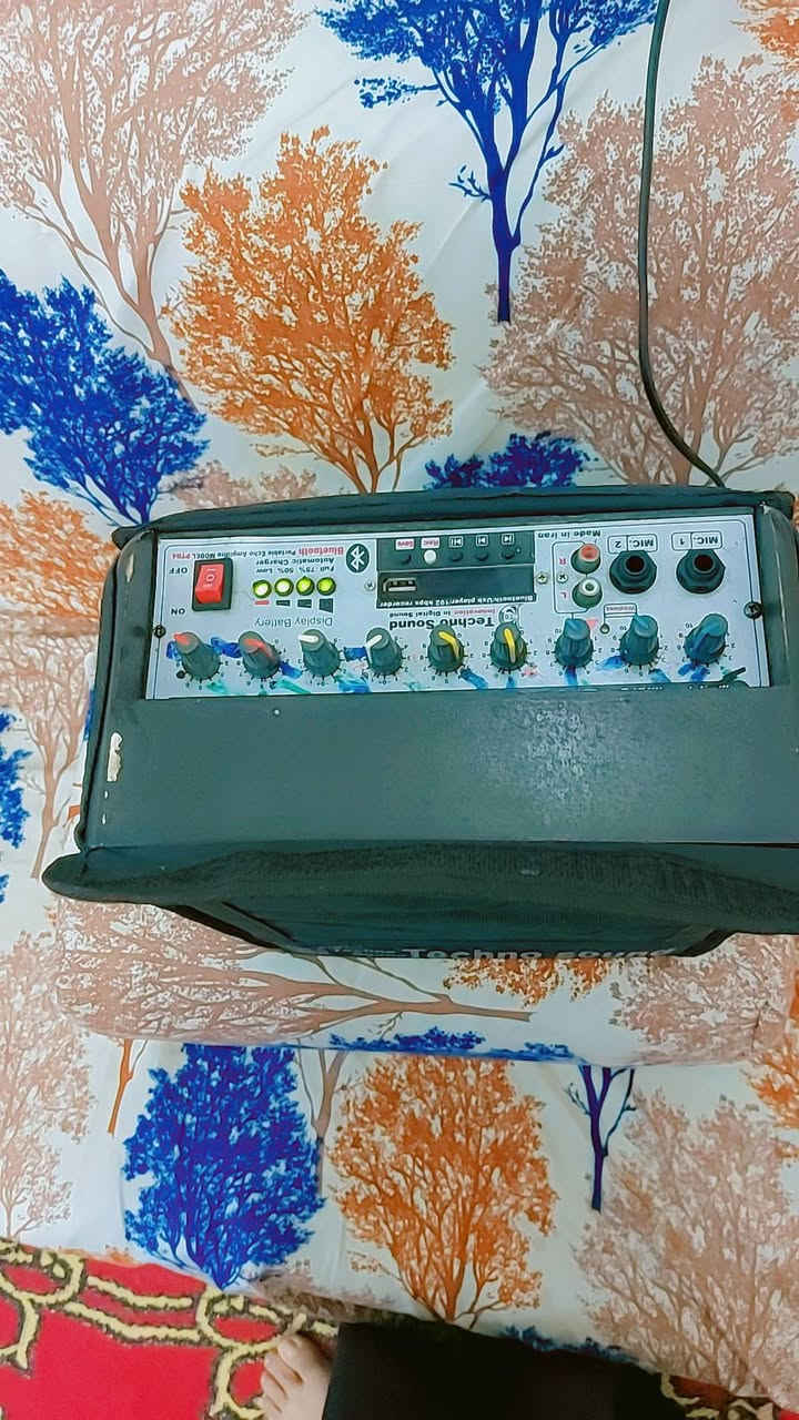 جهاز نظيف جدا للبيع باب أول اصلي يشتغل بلاتوت تسجيل كامل مابيه نقص على الفحص شرط للإستفسار الاتصال على الرقم ***********٠
