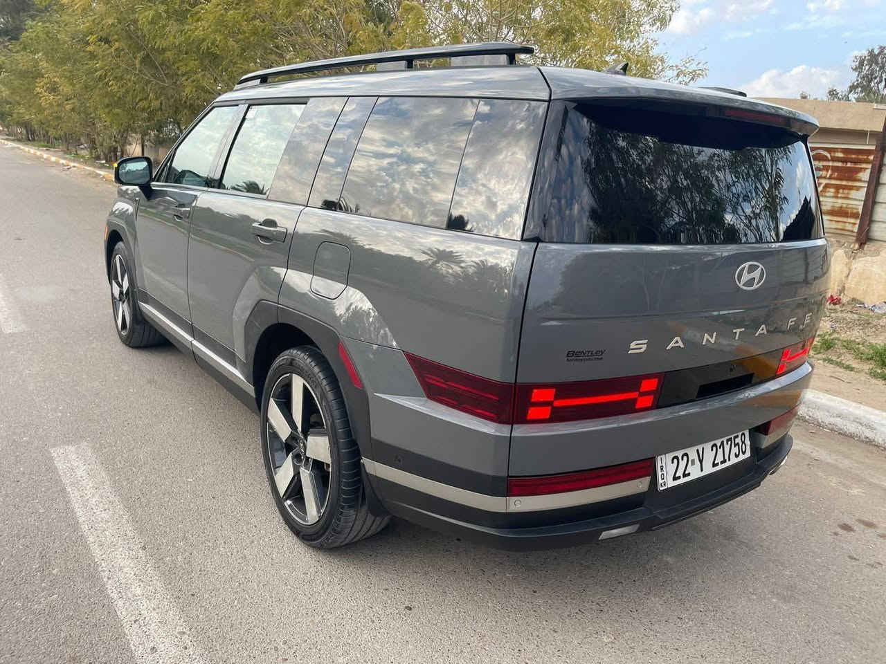 ((ماشيه 3 زيرو )) ‏‎محرك 2000 دوش💥المرغوب
مواصفات 🍃
💥‏‎ بصمه - -لد نهاري + رادار أمامي جانبي خلفي 360 درجة + تحديد مسار 
‏‎💥 نقطه عمياء 
💥تبريد شاشه منفصل مناخين+ مانع انزلاق 
💥‏‎شاشه كبيره تدعم كارابلي+ ثلاثة انضمه قياده 
‏‎💥كامره دواره مع خزن+ ويل كب كروم+لد نهار
💥‏‎تحكم استيرن فول+اكروز سرعه+ دسك خلفي 
💥‏‎نضام اطفاء تلقائي عند الوقوف قياده ذاتيه
مكان السياره بغداد الكرخ للاستفسار 
متوفر واتساب ‼️***********
اخوان هاي السياره لليدور نظيف السياره جديده بمعنى الكلمه
لمعرفه المزيد اتصل على الرقم
