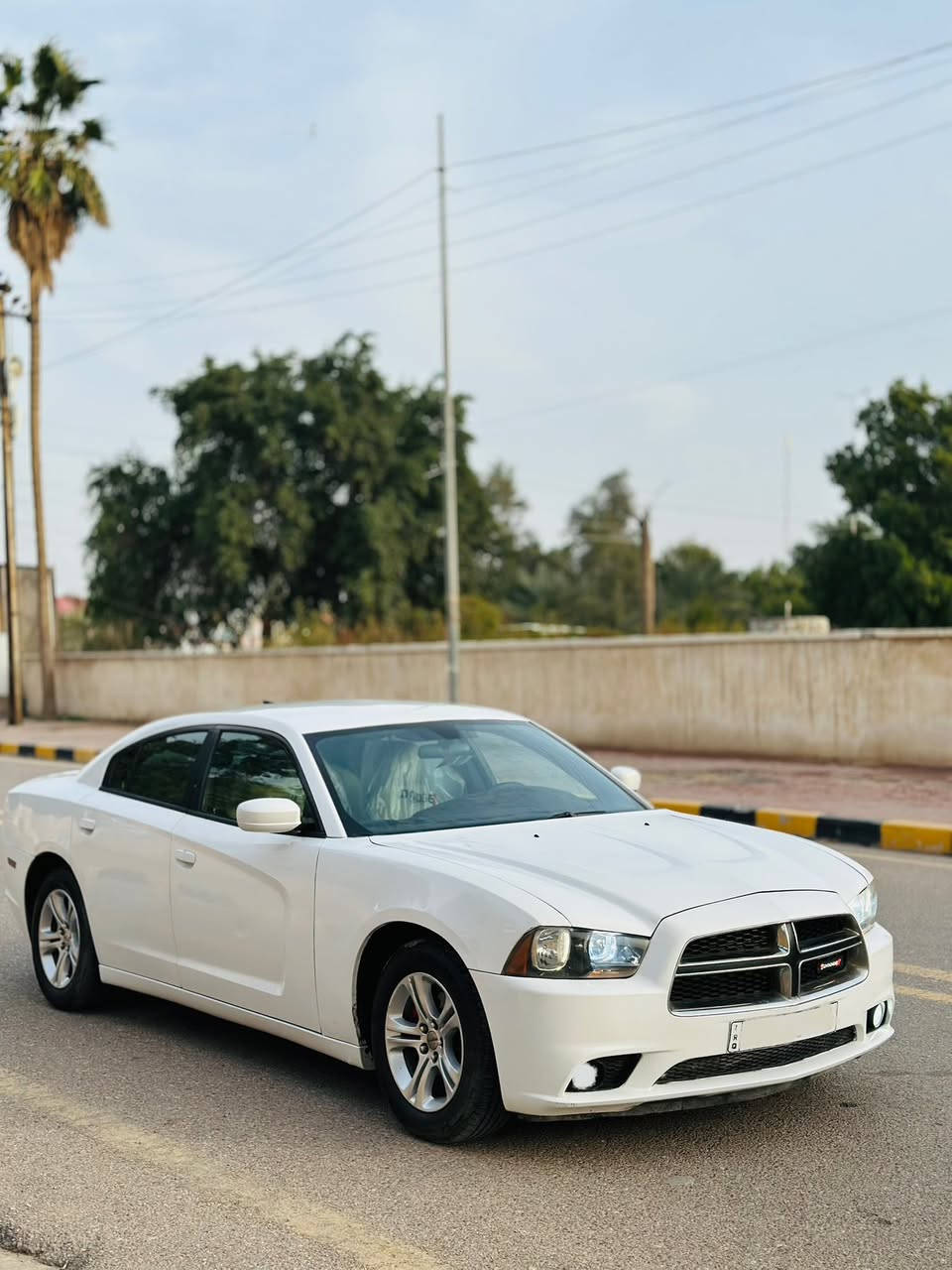 جارجر ادوات ادوات
بيع او مراوس
خليجي 2014
كفاله من الكص وضربه 
متوم طبق الاصل
سياره جديده مال جناي جاهزه للاخير
كير محرك حداديه كفاله
مكينه 6 سلندر 
عداد 260
شاشه جبيره SRT
غرفه عسلي 
تحكمات ستيرن 
شراي يتصل 
‭0773 522 7050‬
