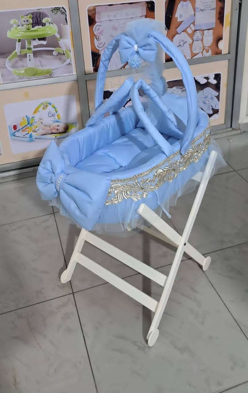 شوفو الأناقة والتقل
تخت البيبي 
بموديل تركي روعة 
دانتيل دبل مع ريكامو ملكي 
بالوان الشياكة والتقل
مدعم لحتى ينحمل وين ما رحتو
مع ناموسية عقدو 
خشب متين روعة 
بالوان جديدة 
توصيل فقط

بدون قاعده بسعر........
مع قاعده بسعر.....


**إذا كنت صاحب هذا الإعلان وتريد حذفه لأي سبب، رجاءا أرسل رسالة إلى الدعم الفني**