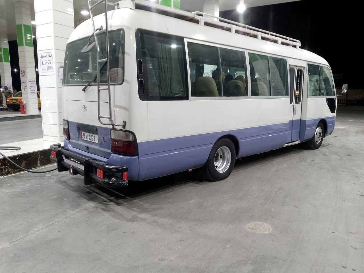 سلام عليكم كوستر ٢٠٠٧ سياره جديده من حداديه مكينه جديده ***********كشنات ستاركس بسمي رقم دولي
