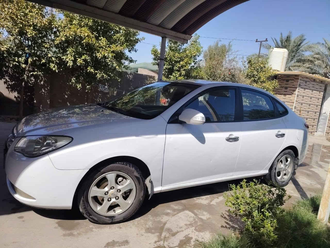 سىلام عليكم
الانترا 2011
كفالة عامة ماعد البارد بمكانات بسيطة 
محرك 2000
فحته
اشاير بالمري
تبريد شغال ثلج 
باتري ومقدم جديدات
المكينة مامفتوحة بيه برغي 
رقم بغداد
 السعر121
وبيه مجال بسيط 
 رقم الهاتف ***********
