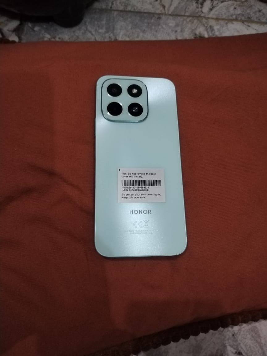 السلام عليكم هونر x 6c ذاكره 128 مكفول حته من شخط السعر 145 وبي مجال بسيط للاستفسار *********** مستخدم شهر واحد بس ستخدم شخصي وكامل هوه وملحقاته
