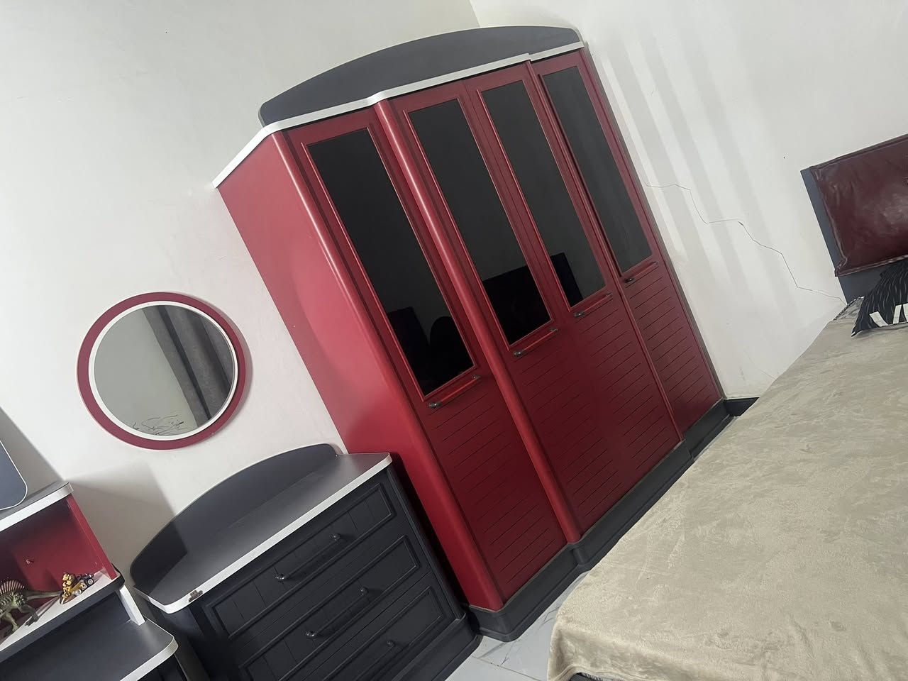 غرفه شبابيه تركية ٨ قطع
جديدة كلش ودواشك غير مستعملات 

نظام هيدروليك

اظاءة داخلية بالكنتور 

العنوان ابو غريب 

الاستفسار واتس اب

***********
