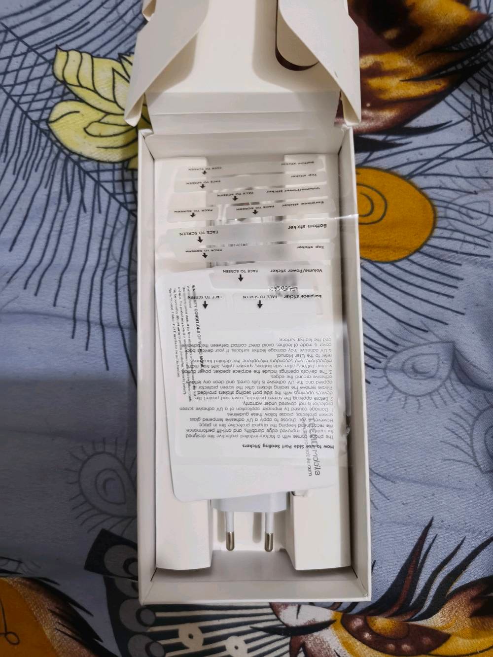 السلام عليكم للبيع، تكنو كامون 40 برو 5G 
ذاكرة 256 عشوائيه 12+12 
ملحقات، كاملة بعدهن ب كارتونه ممستخدمات 
جهاز بعده جديد زلخ مابي بعده، ب ضمان 
بطارية 100% 
 مكاني بغداد الدورة سعر جديد 447 الف حالين، ب سوق 
سعر العندي  350   ضمان من، باب البيت، شراي فقط اتصل تعاليق فيس ممتواجد 

استفسار ***********