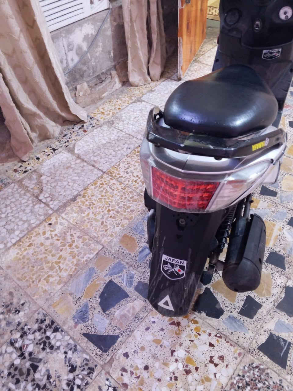 السلام عليكم سكنس فحل سرعه 140   مكان بغداد مدينه الصدر
رقم***********
