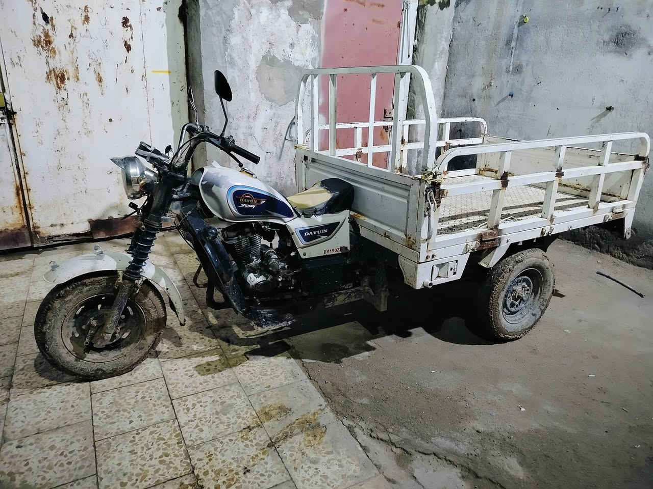 السلام عليكم ستوته للبيع مديل 18 اوراق اصولي مرقمه وكامله واصله للبصمه تستلم السنويه مالته محرك خير من الله سلف كهربائيات شغاله تايرات جدد جاهزه السعر خاص  مكاني شطره وهذه رقمي ***********
