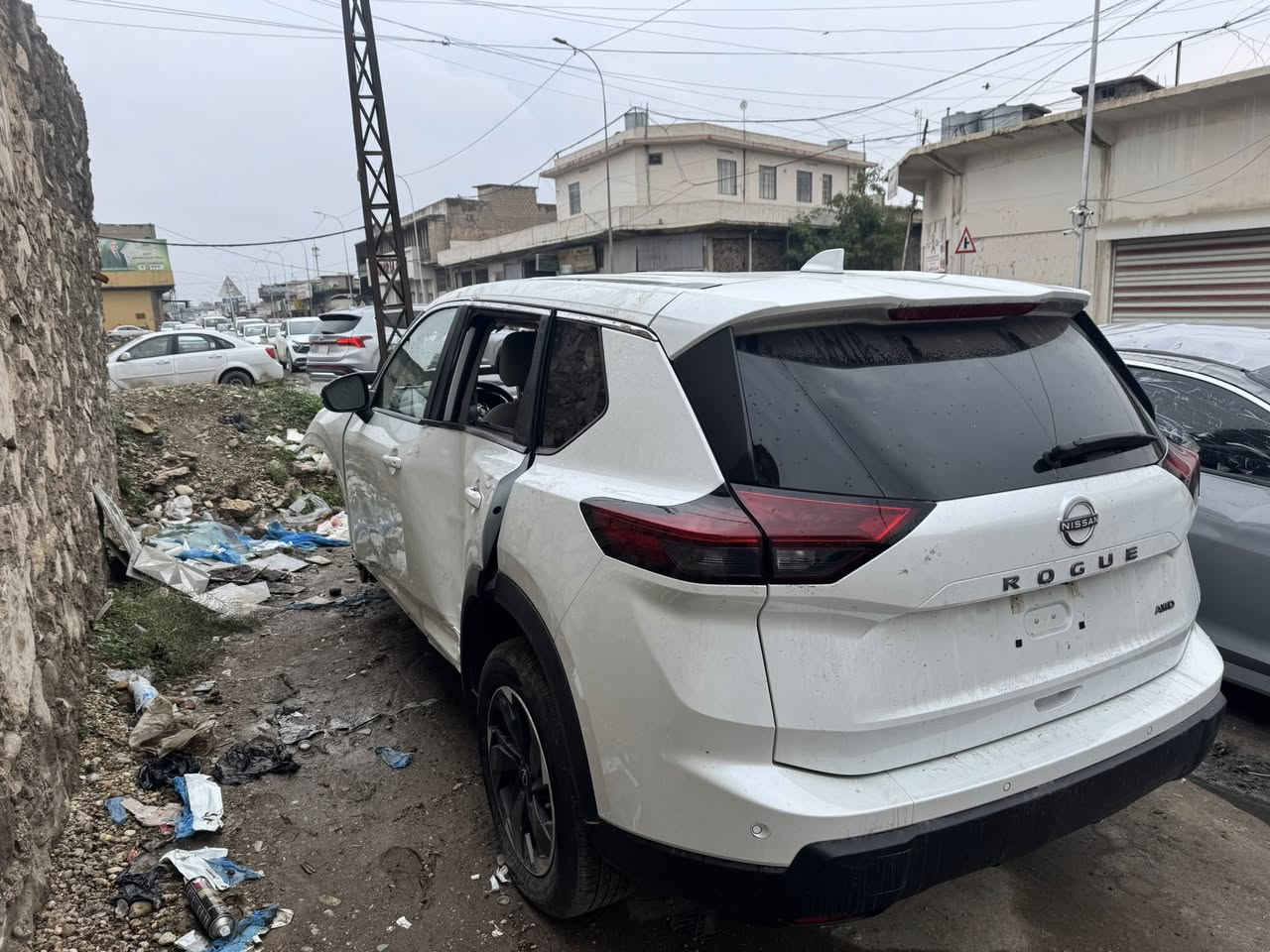 آلُـۜسـۨۚ(مكتب_أبان)ــِۖلُأمٌ ؏ـليۜـ(لبيع_وشراء_ألسيارات)
✋🏻⬅️نيسان روج  وارد امريكي🇺🇸
✋🏻⬅️موديل 2025
✋🏻⬅️محرك 3بستن 
✋🏻⬅️ضرر موضح بل صور
✋🏻⬅️تترقم نينوى 
✋🏻⬅️السعر 135بيها مجال العنوان.  #مكتب_أبان_لبيع_وشراء_السيارات  موصل (#موصل_الجديدة قرب  #شارع_السايلو  ) 
🛑⏰ #اوقات_العمل من الساعه التاسعه صباحاً الى الساعه العاشره مساءً 
🛑ملاحظه 1️⃣يرجى الاتصال من الساعه التاسعه صباحاً الى الساعه العاشره مساءً 
🛑ملاحظه 2️⃣ التواصل عبر الرقم فقط يرجى عدم مراسلة الصفحه على الماسنجر او الاتصال على ماسنجر و عدم الاتصال او المراسله على الواتساب 
🛑ملاحظه 3️⃣بل تلفون ماكو سعر قفل تعال ودفع السعر اليعجبك 
للاتصال 
***********📱📞
***********
***********📱📞
#مكتب_أبان
