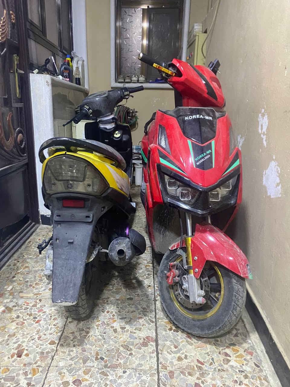 السلام عليكم دارجتين للبيع ماكس عدله كامله جاهزه كصه ولايت موحودات ماكس سعر 650.    ودراجه شحن 850 للاستفسار ***********
