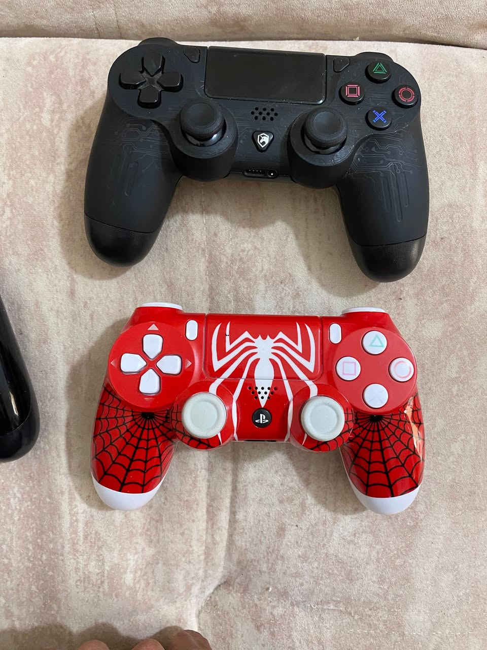 يدات PS4 ثنين تجاريات و وحدة اصليه مصلحة تشتغل كلشي مابيها   كلهن ب 45


**إذا كنت صاحب هذا الإعلان وتريد حذفه لأي سبب، رجاءا أرسل رسالة إلى الدعم الفني**