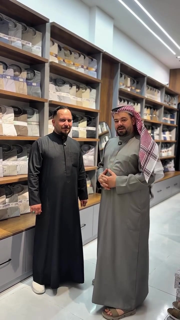 من الغتر الفخمة للعقال والأطقم المرتبة، كل اللي تحتاجه تلقاه بـ غترة 👌
ستايل عربي راقـي، جودة تفرق، وأناقة تلبگ بكل مناسبة 🤍

📍 غترة للزي العربي  شارع المحكمة قرب مركز المتوكل 
📞 ***********
#love
#fashion
#comdey
