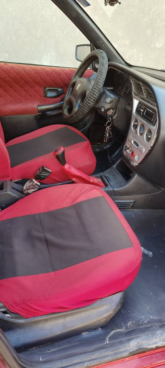 بيجو فرنسي 306 موديل 2001 سيارة كير ومحرك مكفولات كلج جديد صدر امامي وخلفي جدد رقم بغداد  الدولي 
سعر 42 وبيها مجال ‏‪0775 056 6469‬‏
