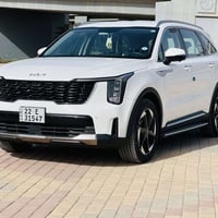 سورنتو خليجي  2024 كفاله عامه  ماشيه 26 الف  فول مواصفات عدا الفتحه  ك...