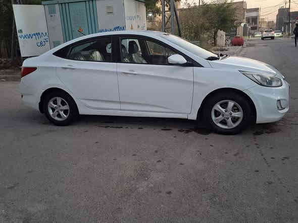 السلام عليكم للبيع اكسنت خليجي رقم بغداد مشروع وطني موديل  ٢٠١٥محرك ١٦٠٠  مكفولة من الصبغ وللضربة مواصفاتها داخل لونين .. اوكس ...بلوتوث.. تحكم ستيرن جهتين شاشة ايباد .. كامرة خلفية .اشاير مري .. ويل كب خمسة وباقي المواصفات المعروفة صدر جديد.. محرك جديد.. وتبريدثلج سيارة جاهزة من كلشي .السعر ١٢٠ وبيها مجال 
العنوان بغداد
رقم الموبايل ***********
