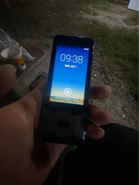 شاشة لمس • كاميرا بلا عيب • كالار