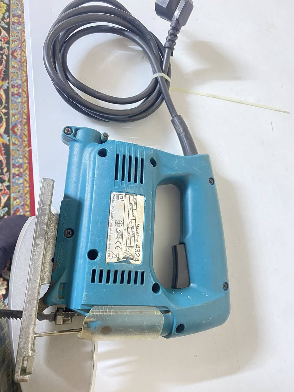 السلام عليكم منشار تخريم 50 ماكيتا اصلي وبي سرع
***********
