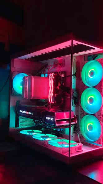 مرحبا تجميعه للبيع بكاني بغداد الشعب سعر مليون ونص فقط كيس وعندي ماوس لوجتك g برو اسود سعر 100 الف وعندي ups 1kvهم للبيع وشاشه بلاك وللف 165هرتز كامل ملحقات نضافتها ماريد اكول 100 %90الشراي يتصل وبلخدمه +الله شاهد استعمال شخصي وقليل *********** واتساب فقط
