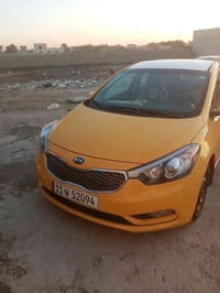 ألسلام عليكم كيا فورتي 2014 مكينه مكفولة لاتبخير ولاتنقيص كير AT  صدر ...